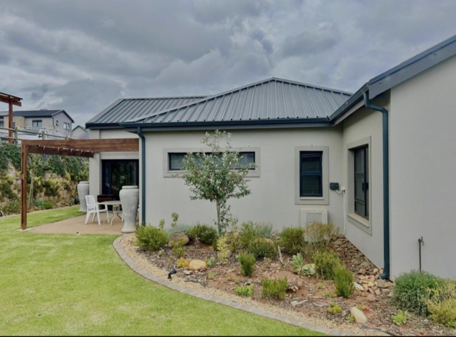 2 Bedroom Property for Sale in Hartland Lifestyle Estate Western Cape